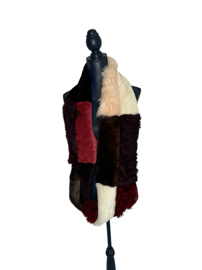 Bea Shearling Loop scarf in berry