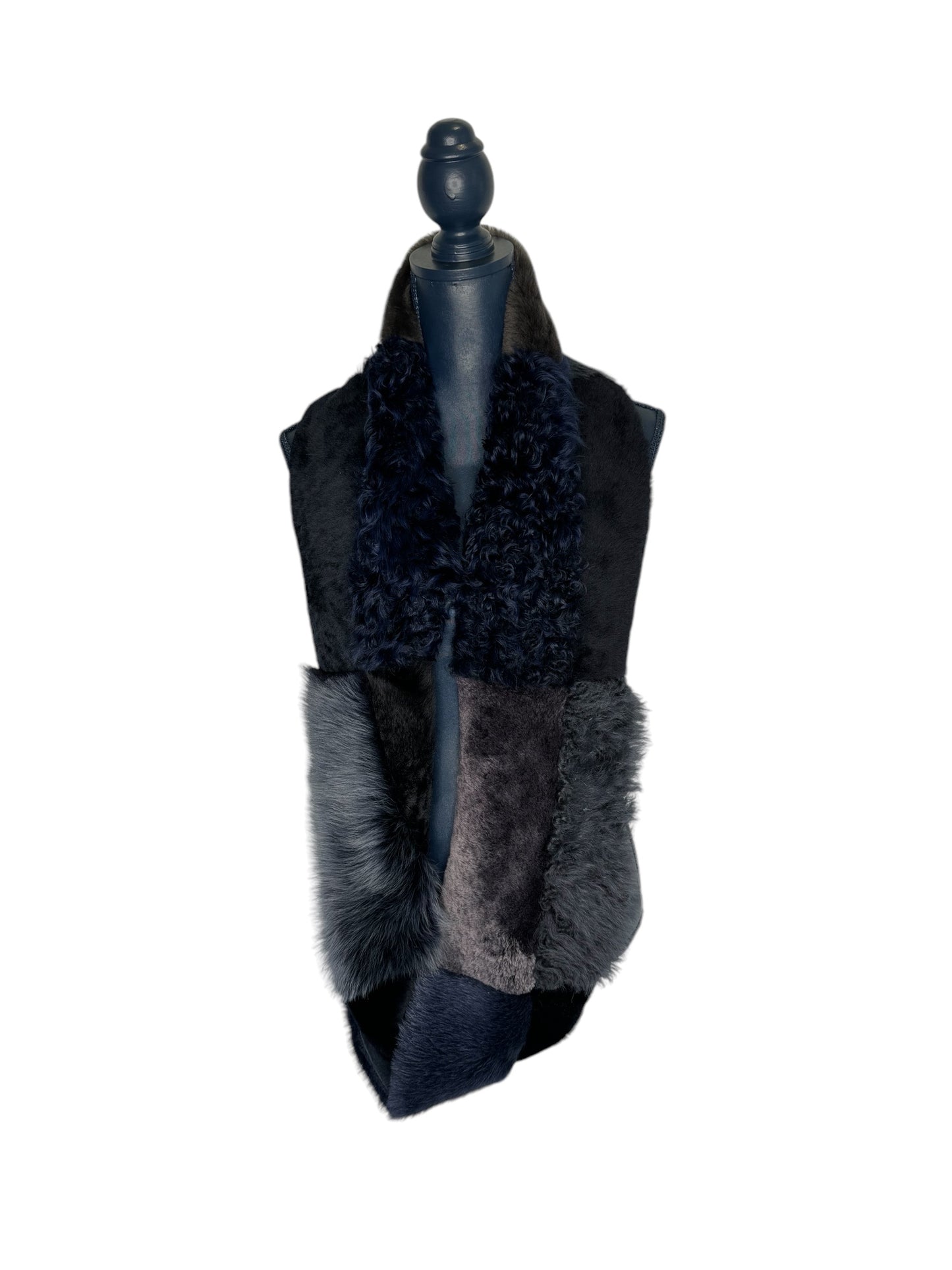 Bea Shearling Loop scarf in blue